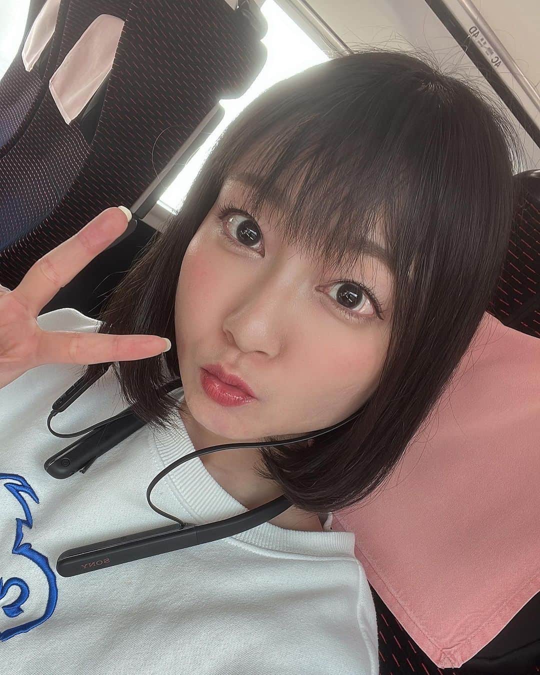 ヒラヤマンのインスタグラム：「おはよー♡ #長野県伊那市 #寒い #雪」