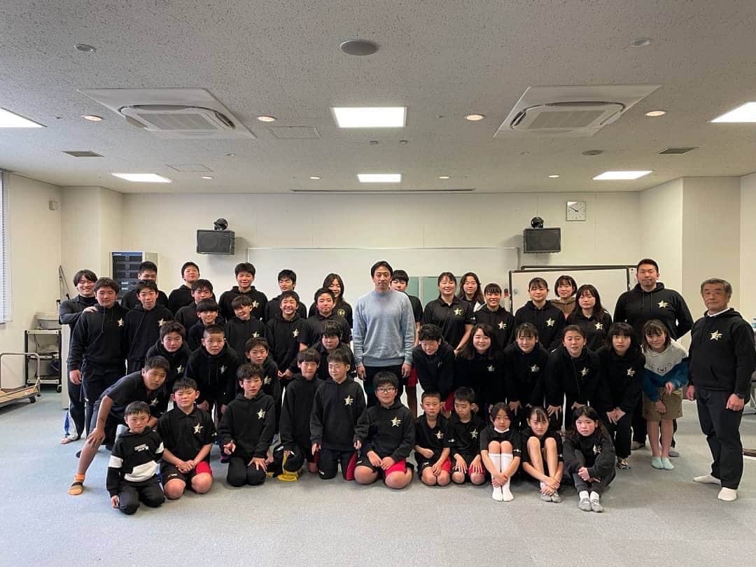 志賀光明のインスタグラム：「水球クリニックin 三重🤽‍♂️🤽  子供たちのプレーを見て刺激を受けました！ もっと何事も頑張ろうと思います👍 　 #waterpolo #水球 #水球クリニック #mie」