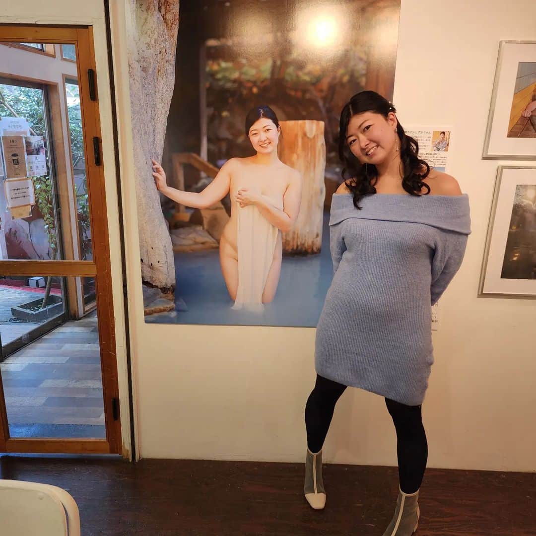 しずかちゃんのインスタグラム：「オープンします！ #日本の混浴展 #温泉モデルしずかちゃん #デザインフェスタギャラリー原宿」
