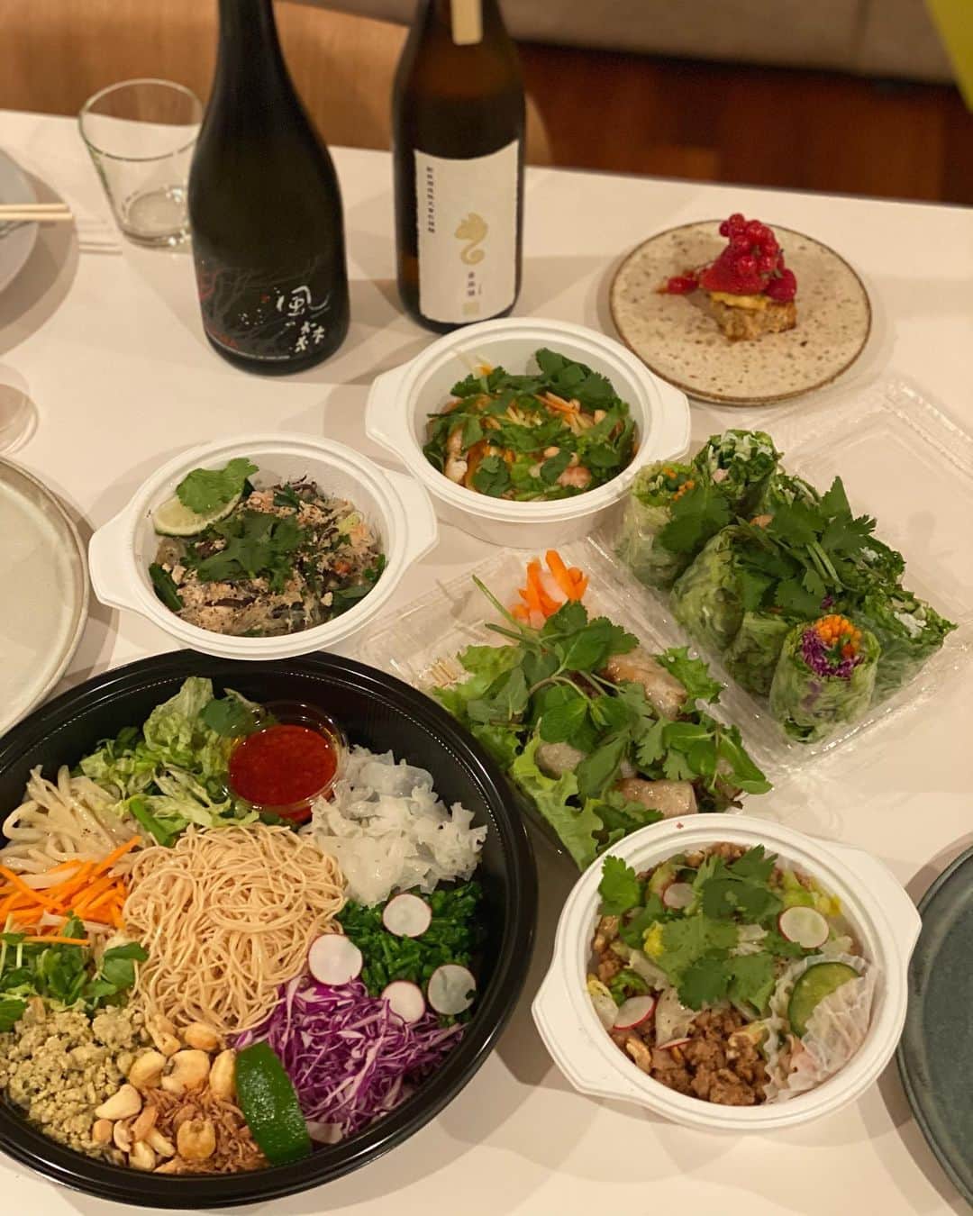 吉田奈央のグルメインスタ