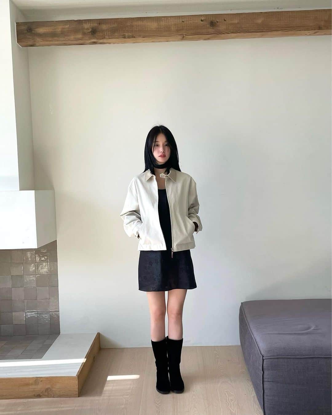 パーク・ファン・ヒーさんのインスタグラム写真 - (パーク・ファン・ヒーInstagram)「3월에 오픈하는 오브네어🫧 @ovneir 🫧 사실 내가 제일 입고 싶었던 사람이라  자꾸 만들어 놓고 혼자만 입는  가영이 부추겼어요… ❀.(*´◡`*)❀. 잘헸쬬? 호호.  제품 촬영 한다길래 응원할 겸 놀러가서  내가 가장 먼저 입어보고 패션쇼하고 놀았습니다…  예쁜 옷입으면 기분이 조크든요…♥︎」2月25日 14時13分 - phh1013