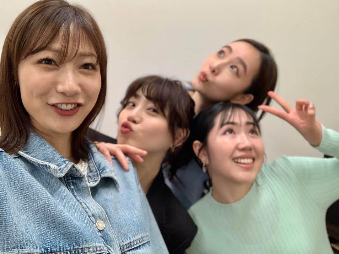 高橋佑奈さんのインスタグラム写真 - (高橋佑奈Instagram)「ブラキタ生放送ありがとうございました！！  次回は3/25(土)です🤍🤍  #ブラキタ #みんな春色 #生放送終わりの雑談 #りなさんポートレート #バラクラバみつき」2月25日 15時22分 - yuuuunadon