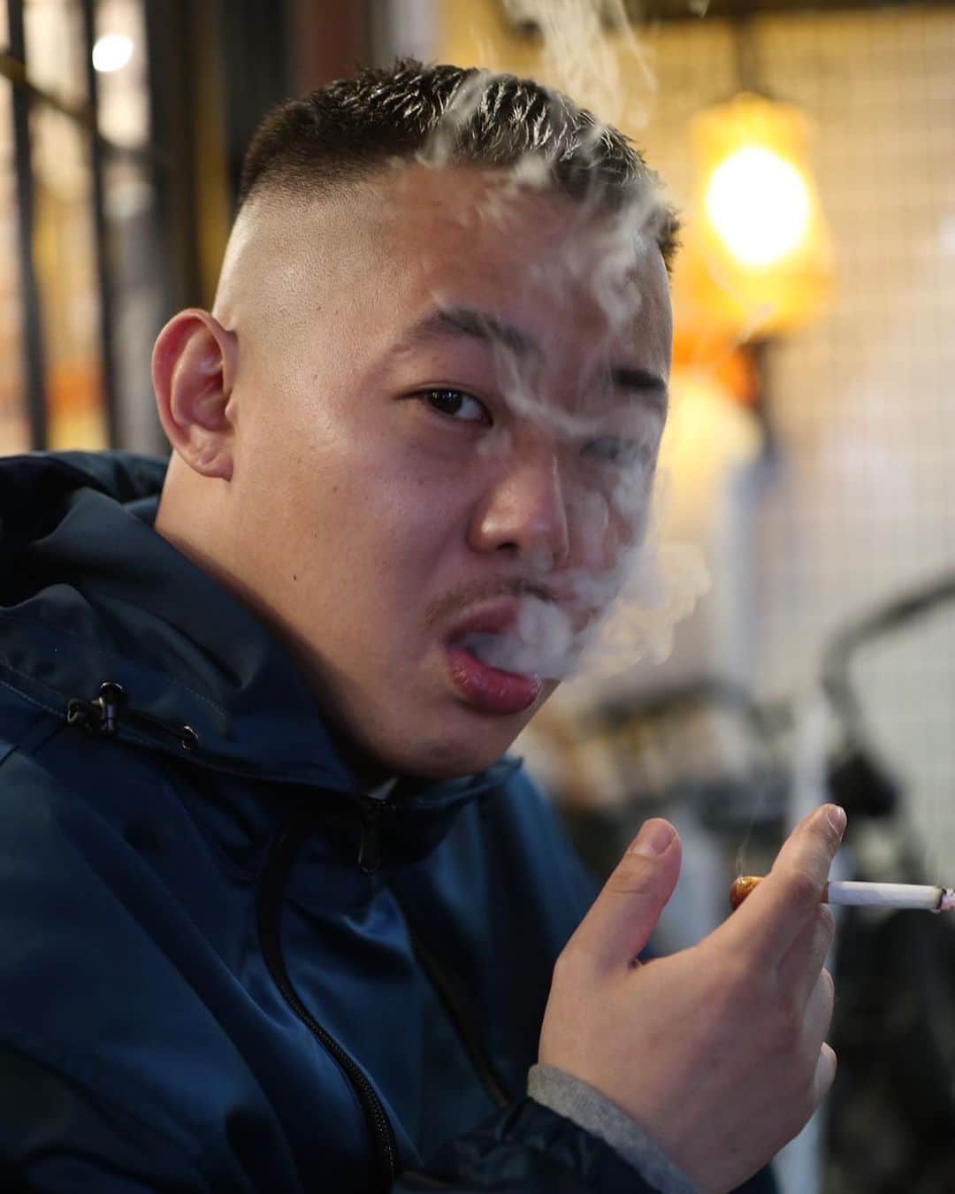 酒井尚さんのインスタグラム写真 - (酒井尚Instagram)「煙食べおじさんでぇす。  #クロップスタイル #フェードカット #スキンフェード」2月25日 18時31分 - sakai__takashi