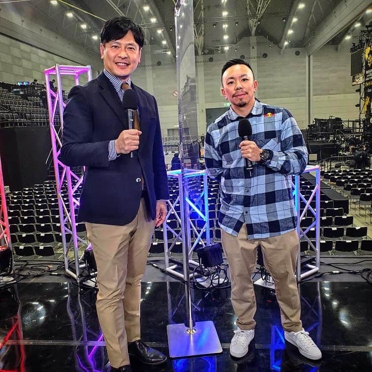 野中泰輔のインスタグラム：「WDSFワールドシリーズin北九州二日間の解説が終わりました！！初スポーツ実況とは思えない程慣れてた @tabacchi_rkb さんありがとうございました🙏 凄くやりやすかったです！  選手の皆さん、スタッフの皆さん本当にお疲れ様でした👏  #bboytaisuke #解説  #redbull #g_shock  #makavelic #ozracing #thefloorriorz #ftheb #jmb #flexdream #puma #SHieNA #Goldenmission #rkb」