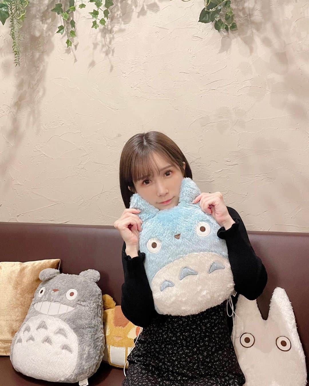 小島みなみのグルメインスタ