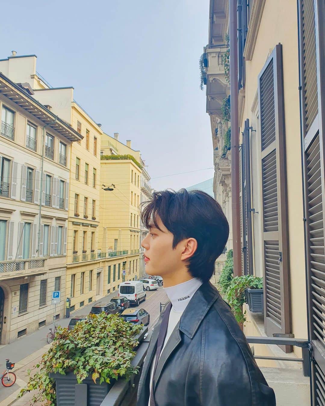 ソン・ガンさんのインスタグラム写真 - (ソン・ガンInstagram)「😎🤩🤭」2月25日 19時30分 - songkang_b