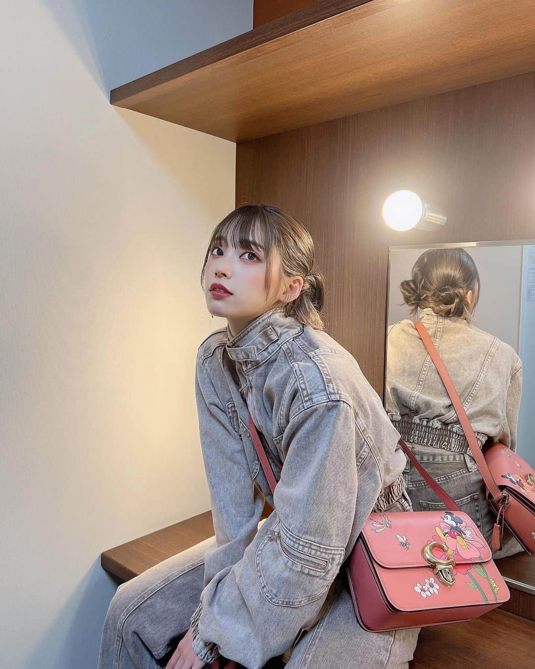 那須笑美のインスタグラム：「ディズニーとコーチのコレクション可愛いくない？？🥹❤️‍🔥 #CoachJapan #CoachNY #DisneyxCoach #ShareTheWonder #Disney100」