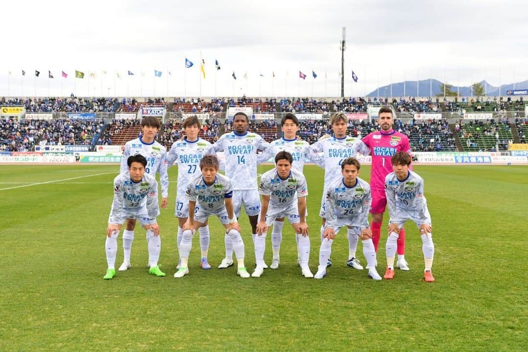 柿谷曜一朗のインスタグラム：「応援ありがとうございます！ 次のホームで初勝利できるようまたこっからしっかり準備していきます！！ 応援ありがとうございました！！ #継続 #continuación」