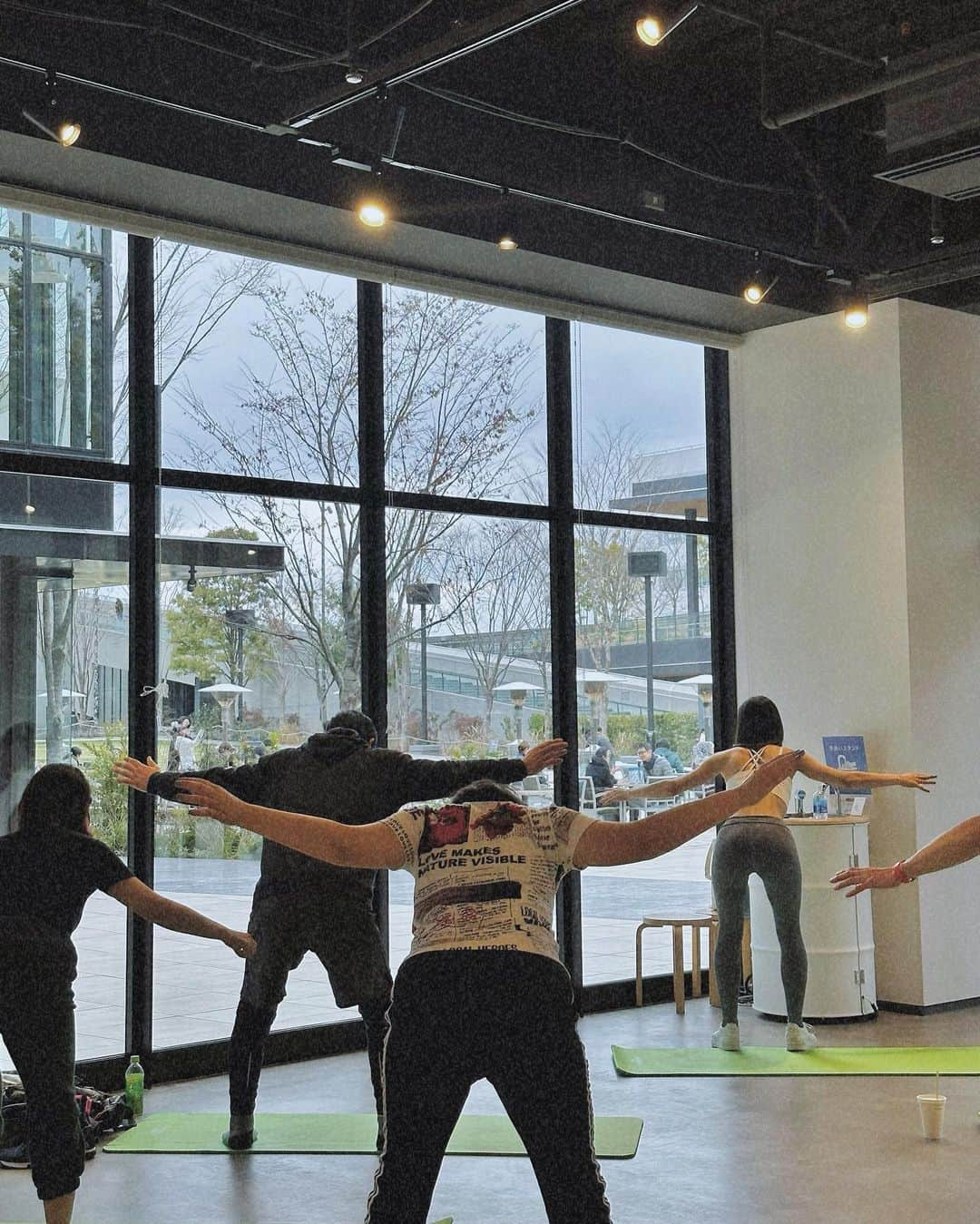 宮河マヤさんのインスタグラム写真 - (宮河マヤInstagram)「Backline training event at @greensprings_view :)参加してくださった皆様ありがとうございました！🥰お疲れ様でした❤️‍🔥今天是訓練活動日✨辛苦了！  #バックライン #workout #訓練」2月25日 21時51分 - maya_m0901