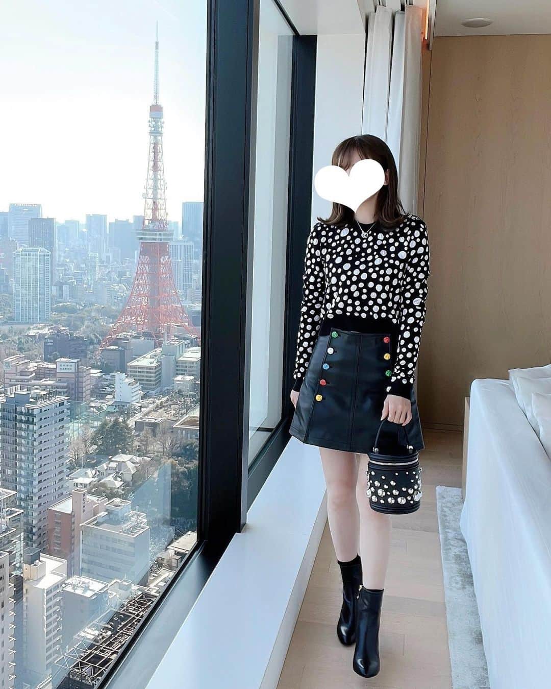 おまみのインスタグラム：「＊ LV×草間コーデ🍄  こないだのファッションショーの時のコーデ🍄  all: @louisvuitton   #louisvuitton #vuitton #code #fashion #coordinate #ルイヴィトン #ヴィトン #コーデ #ファッション #コーディネート #草間彌生」