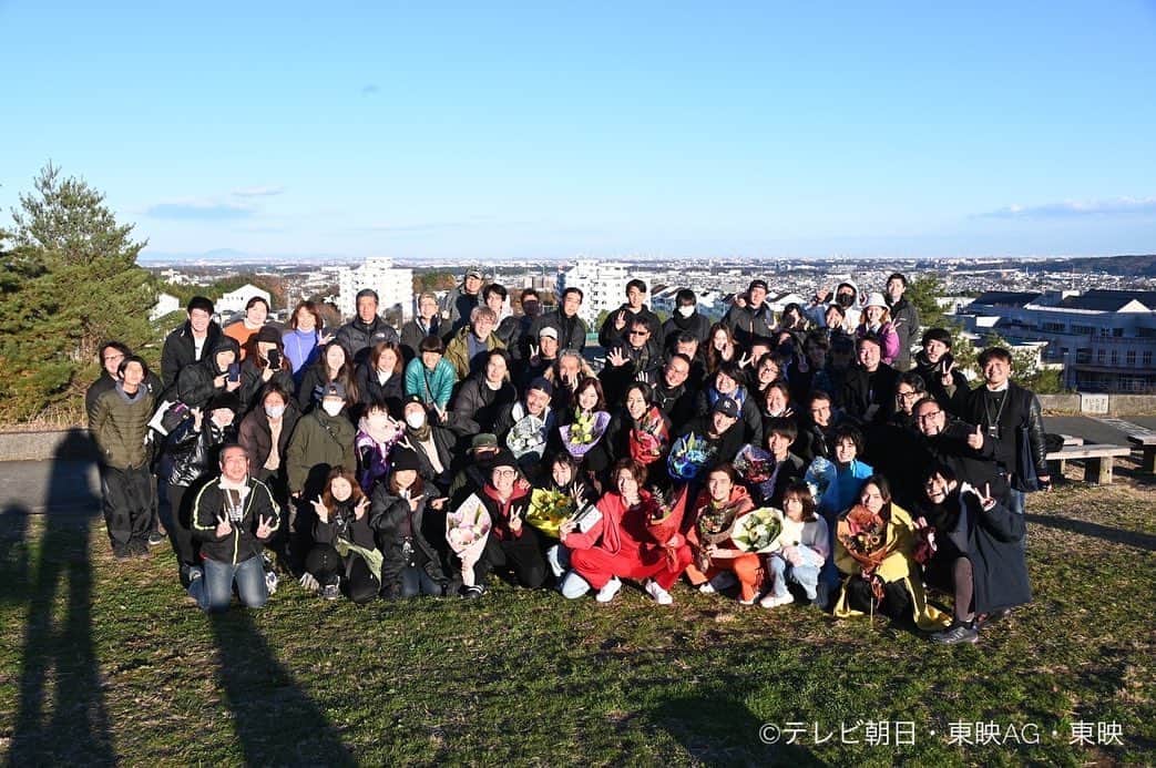 柊太朗さんのインスタグラム写真 - (柊太朗Instagram)「1年前まだ遠いことだと思ってた最終回。 こんなにも早く来てしまうとは思いませんでした。 最後の最後に翼の本心が聞けたのかなと思います。 多分逃亡しながらずっと考えてきてたことを吐けずじまいになってたんだと思います。 1年間お疲れ様、翼。 そしてこれからも走り続けて、、  ソノニ着いてきてるけど🤭🤭 それも翼らしいよ。   #暴太郎戦隊ドンブラザーズ  #ドンブラザーズ   #犬塚翼」2月26日 10時14分 - tar0tar0tar0shi