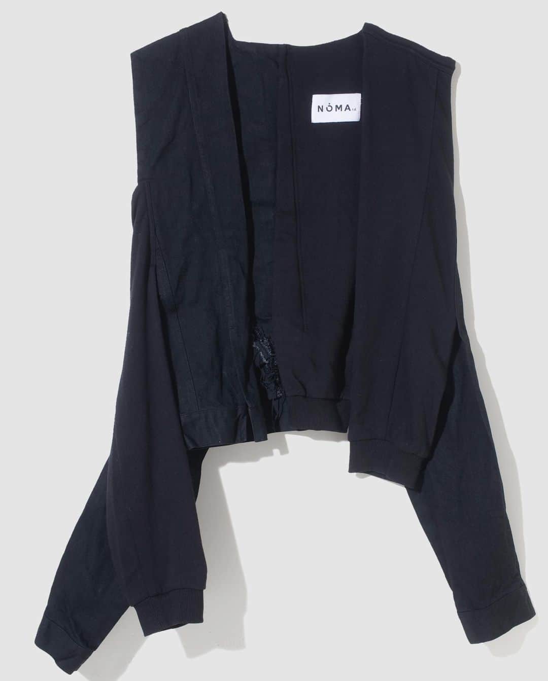 ノーマ ティーディーさんのインスタグラム写真 - (ノーマ ティーディーInstagram)「NOMA t.d. #35 SS23 “AWAKENING”  Draping 立体裁断 “Layers and Combinations"   VEST made by reconstructing sleeves of sweatshirts and denim jackets DRESS has drifts fabric that creates movements and layers」2月26日 10時28分 - noma_textiledesign