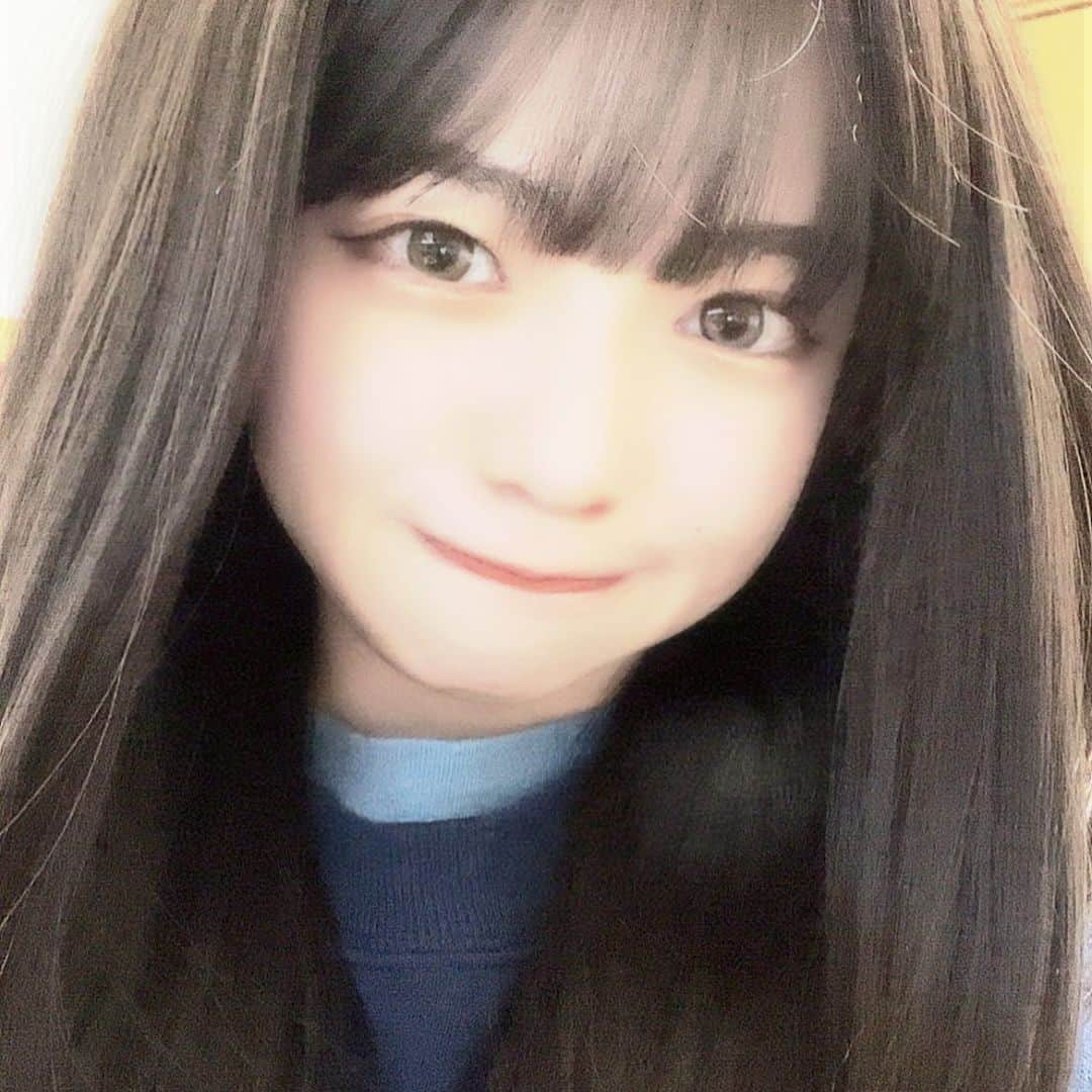 大塚美波のインスタグラム：「この前　〖 @thesame_shibuya 〗さんで脱毛してきました〜☺️  完全個室プライベートサロンだから、 周りも気にならないし、お部屋も綺麗で、 施術も気付いたら終わっててあっという間！！  担当の方が元々知り合いだから、話すの楽しくて、いつも沢山話しちゃう笑  しかも、初回来店時に「投稿をみた！」って言うと、美顔矯正orバストケアのどちらかできちゃうらしい。 なにこれ、羨ましい🥺  ⚠️サロンは、女性限定です。  #プライベートサロン #脱毛 #美容 #美容day #01」