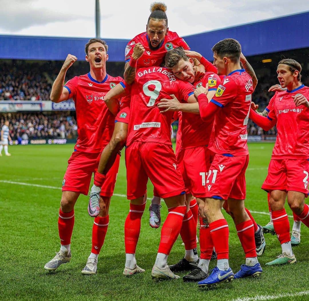 サム・ギャラガーさんのインスタグラム写真 - (サム・ギャラガーInstagram)「3 wins in a row and back on the scoresheet! One I’ll be happy to look back on 🙌🏼 🔵⚪️」2月26日 4時53分 - sam9allagher