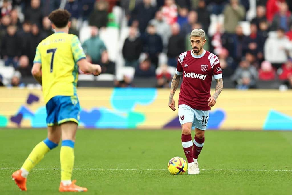 マヌエル・ランシニのインスタグラム：「+3 and happy to be back on the pitch ⚒」