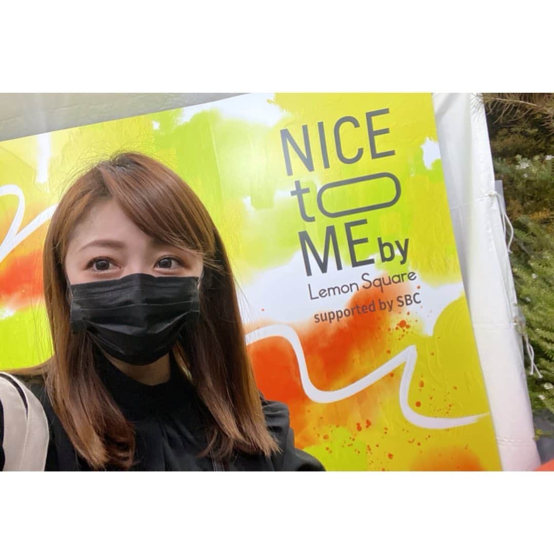 橋元優菜のインスタグラム：「C channel lemonsquareさん ( @cchannel_lemonsquare )の インフルエンサー限定交流イベント『NICE to ME』に参加してきました👜  色んなコスメブランドの新作をお試しできて楽しかったー🥺✨  SBCさんのブースのガチャガチャでは、 まさかの5万円分のチケットが当選！！！  イテウォンビューティークリニックっていうのができたんですって😳  近々施術に行ってきます🙋🏼  #Cchannel #lemonsquare🍋 #nicetome  #インフルエンサー #コスメ紹介」
