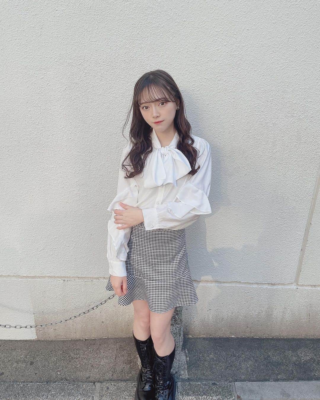 坂本理紗さんのインスタグラム写真 - (坂本理紗Instagram)「背景って何色がいんだろ〜🫧 ・ ・ ・ @girlscrush.jp」2月26日 19時27分 - sakamoto__risa