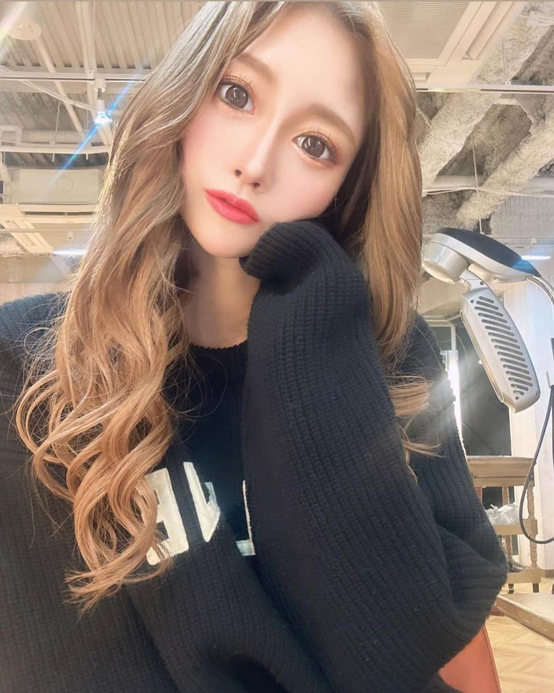 貴咲モエカのインスタグラム：「2月ももう終わりますね。 月曜日27日はあやのさん誕生日なのでよろしくお願いします😏💓 月曜日ですがもちろんわたしも居ます🙋‍♀️ あと3月1日は出勤しますが 2日から6日まで大阪なので居ません！ 7日から居ます！ しばらく居ないので27.28.3月1日に会いに来てくれたら嬉しいですお願いします☺️」
