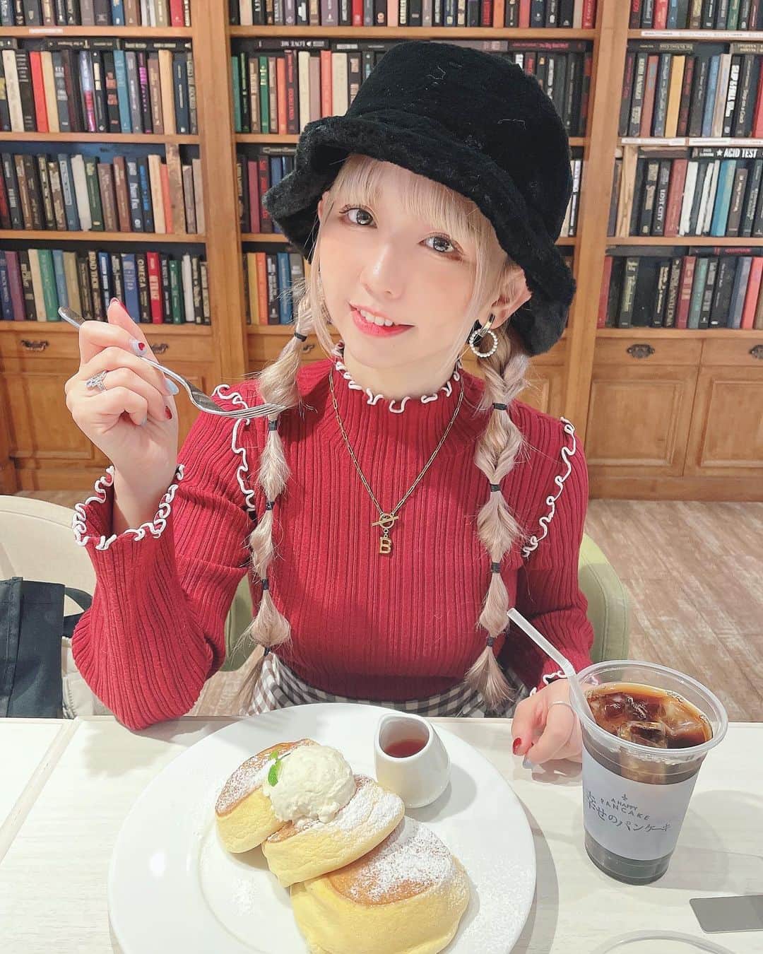マリスさんのインスタグラム写真 - (マリスInstagram)「幸せすぎたぁ🥞😋  #しあわせのパンケーキ  #渋谷 #パンケーキ」2月26日 17時37分 - marisu411