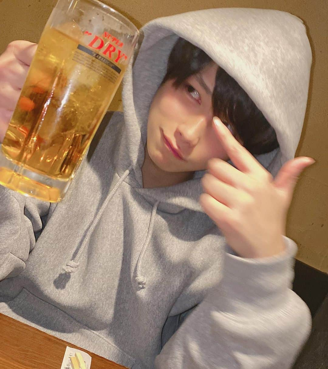 若槇太志郎さんのインスタグラム写真 - (若槇太志郎Instagram)「ゆるっと居酒屋で飲むの好き 居酒屋チェーン店好きなとこあるかぁ？」2月26日 21時30分 - taishiro.wakamaki.official