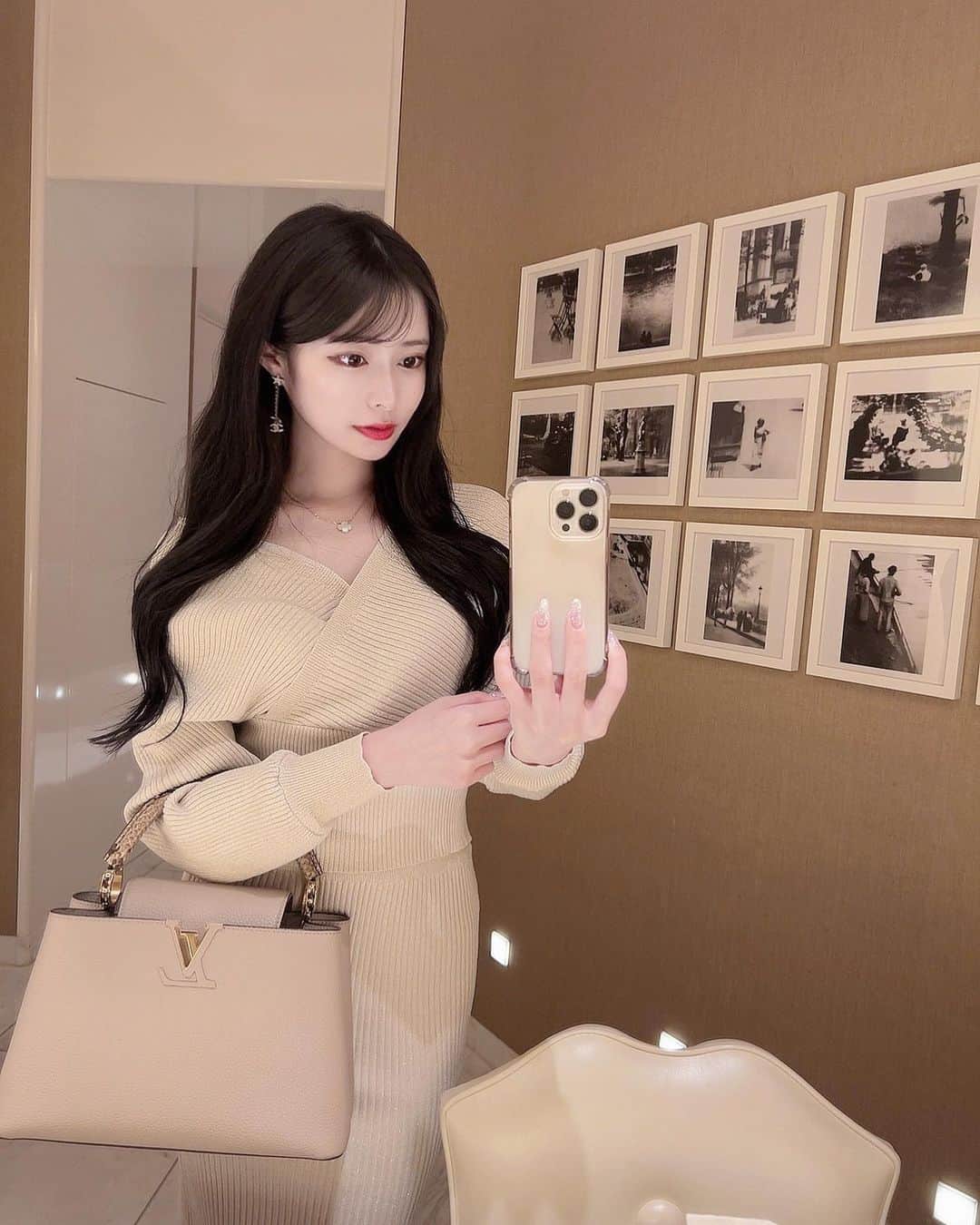 のインスタグラム：「🕊🇫🇷🤍　#losier #🍽」