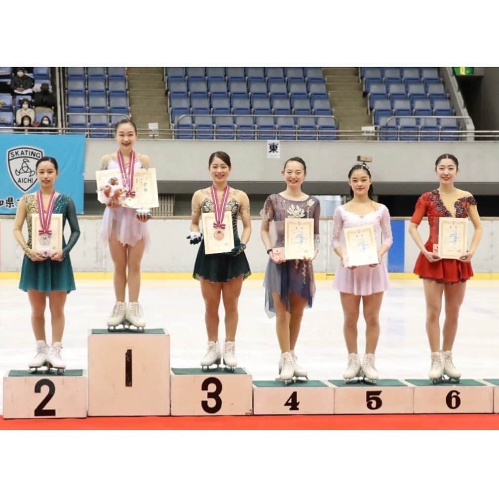 大庭雅さんのインスタグラム写真 - (大庭雅Instagram)「2023 愛知県大会(知事杯)⛸  応援して下さりありがとうございました🥰 有観客で行われ、フリーではシーズンベストで 逆転表彰台に乗れました✨  沢山の応援バナーも見えましたっっ 久しぶりの歓声や、スタンディングオベーション🥹 本当に嬉しかったです💗  来月の中日カップもがんばります✊  #東海東京フィナンシャルホールディングス #東海東京FH #東海東京証券 #CHUKYO」2月26日 23時51分 - miyabi_oba