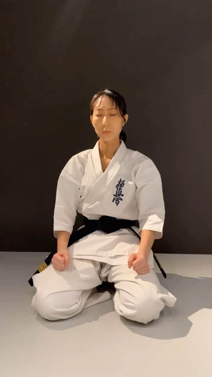浜井美香のインスタグラム：「‪#kyokushin‬ ‪#karate‬ ‪#martialarts‬ ‪#kick‬‬ ‪#training ‬ ‪#stretch #streching #fitness ‬ ‪#Киокушин‬ ‪‪#空手‬ ‫#تمرين‬」