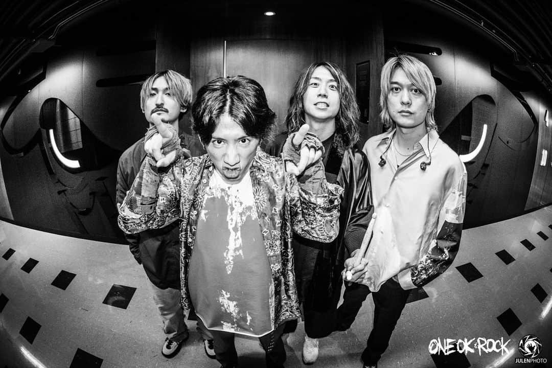 Ryota さんのインスタグラム写真 - (Ryota Instagram)「I had a great time last night!!!! Thank you Chicago🔥  @muse @evanescenceofficial  @julenphoto 📸」2月27日 1時55分 - ryota_0809