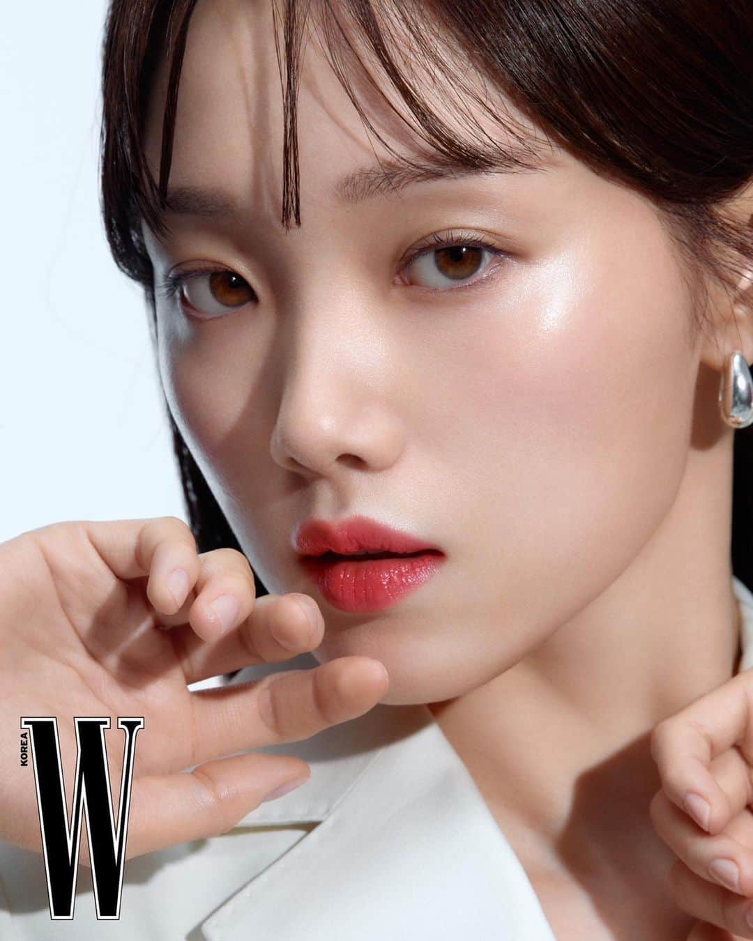 イ・ソンギョンさんのインスタグラム写真 - (イ・ソンギョンInstagram)「Hi! Shiseido💋❤️  #Shiseido #시세이도」2月27日 8時41分 - heybiblee