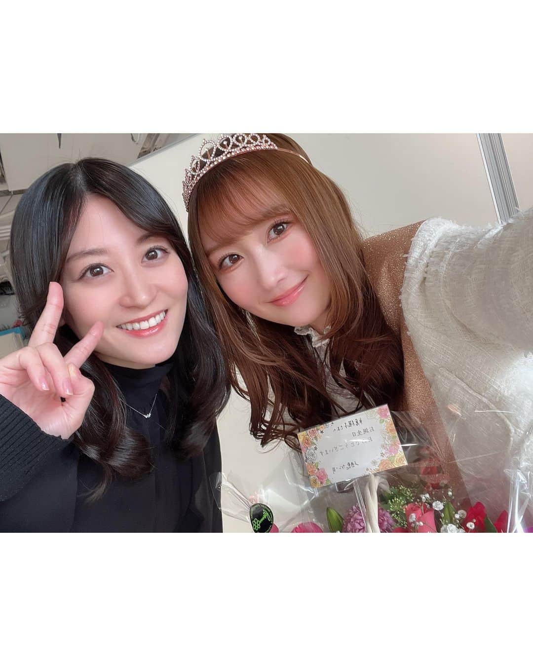 上西恵さんのインスタグラム写真 - (上西恵Instagram)「昨日は、ふぅちゃんの生誕イベントにゲストでお邪魔しました♡ ⠀  ふぅちゃんって本当に可愛くて面白いなぁ〜🤣🤣 ⠀  呼んでくれてありがとう☺️ またご飯行こうね🍚！ ⠀  #けいふぅ」2月27日 11時23分 - jonishi_kei