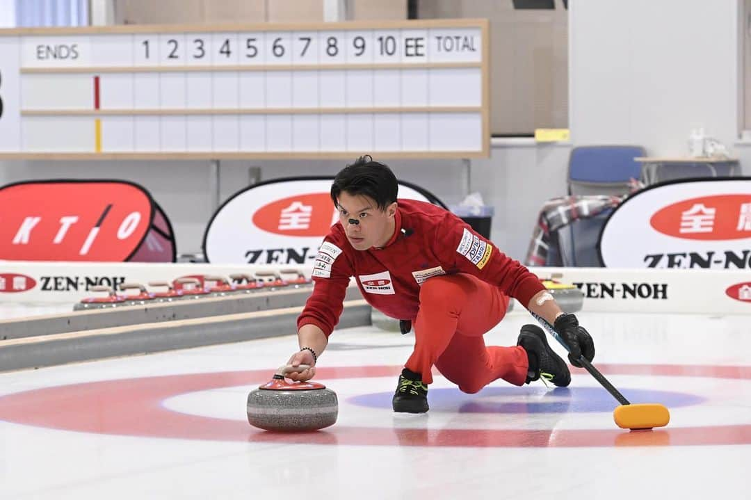 山口剛史のインスタグラム：「カーリングミックスダブルス日本選手権4位でフィニッシュ！応援ありがとうございました🔥  次は男子世界選手権に向かってファイヤーして行きたいと思います‼️  たくさんの皆様ありがとうございました😊  #カーリング #ミックスダブルス #フジヤマ #めもるホールディングス  #moneyschool101  #コンサルトジャパン #ロコソラーレ #SC軽井沢クラブ」