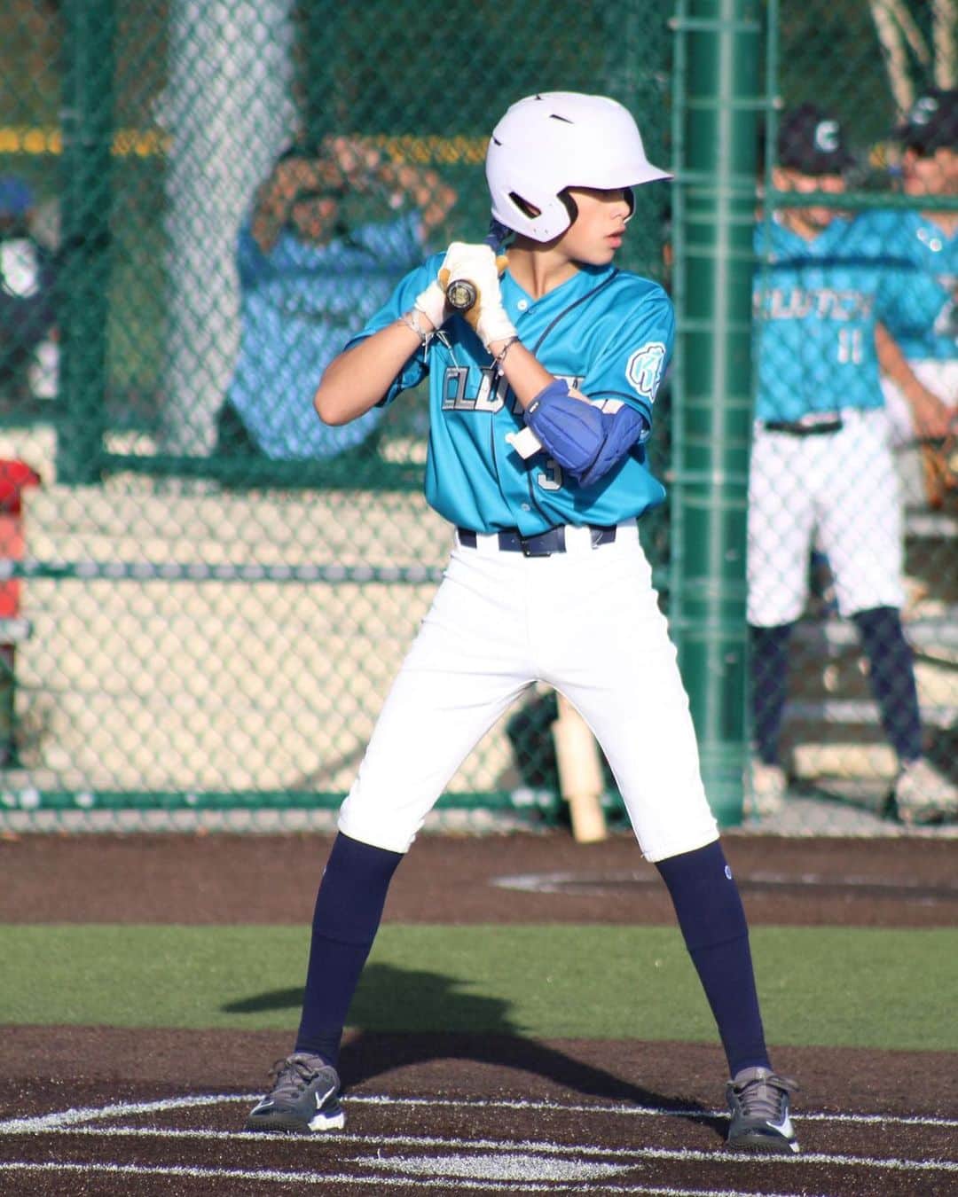 フェリックス・ヘルナンデスのインスタグラム：「Feliz cumpleaños hijo de mi corazón estoy súper orgulloso de ti @jeremy_hernandez_34 #14 #jh34」