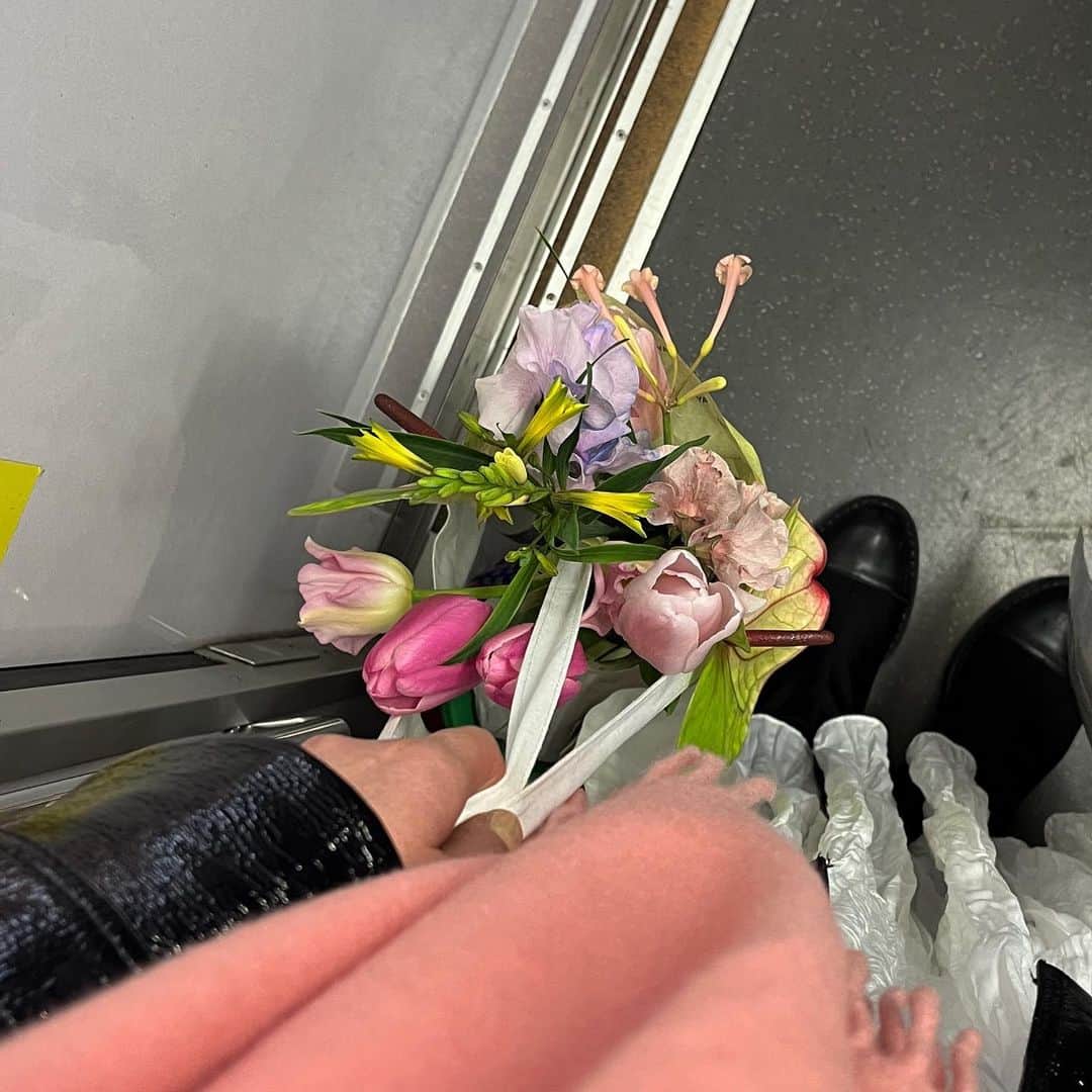 保坂美亜さんのインスタグラム写真 - (保坂美亜Instagram)「エアコンつける時はそと😬❄️」2月27日 23時49分 - hosakamia