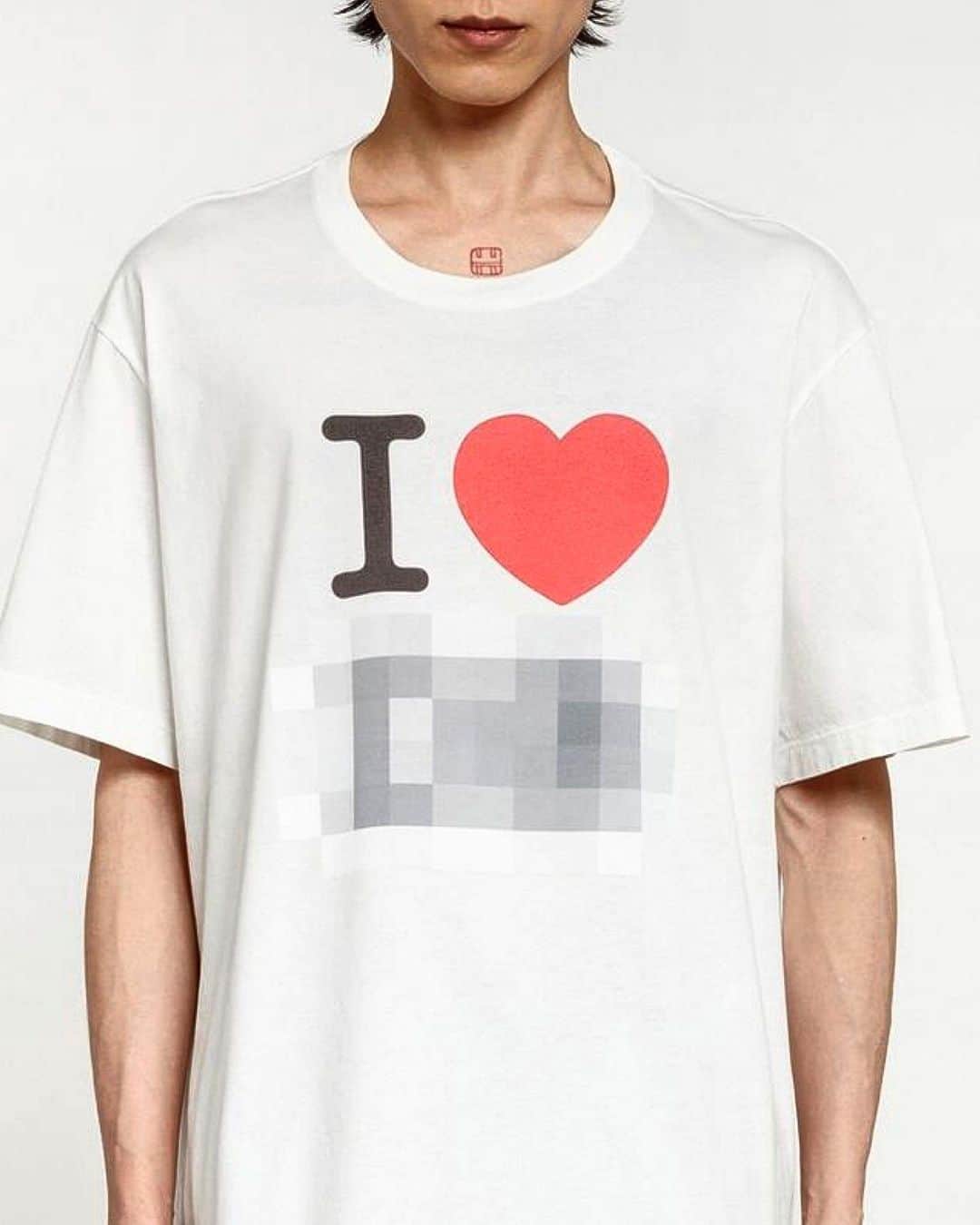 ダブレットのインスタグラム：「I ❤️ 🔲🔳⬜︎ T-shirt  #Repost @doverstreetmarketlondon doublet SS23 collection now available at Dover Street Market and on the DSML E-SHOP.⁠ ⁠」