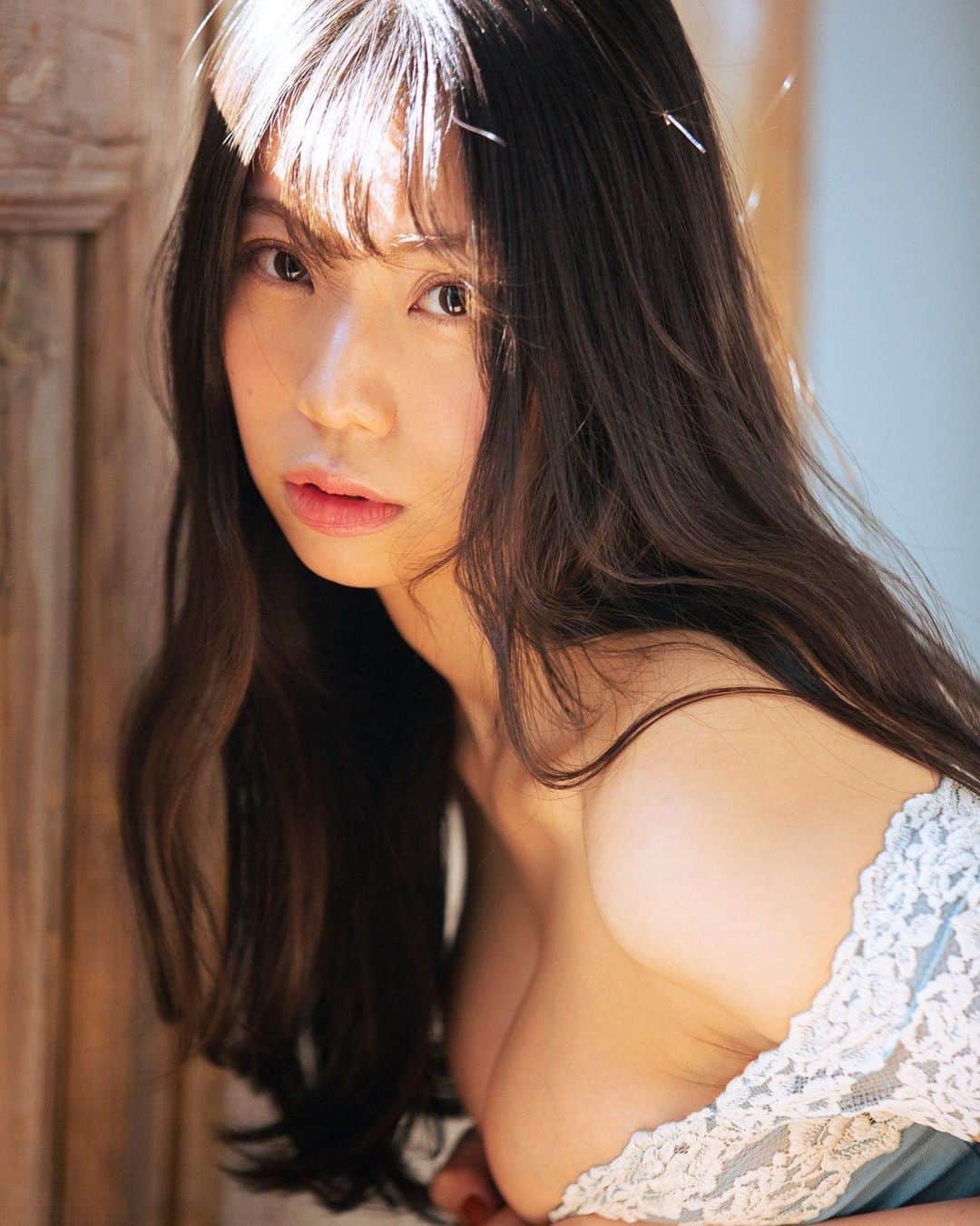 鈴木ふみ奈のインスタグラム：「🧸🫖💭  Sbeauty clinicさんにてセルトーン＋レブライトを受けたよ💓  いつもありがとうございます✨  Have a nice day☺️  #sbeautyclinic #エスビューティークリニック #鈴木ふみ奈  #gravure」