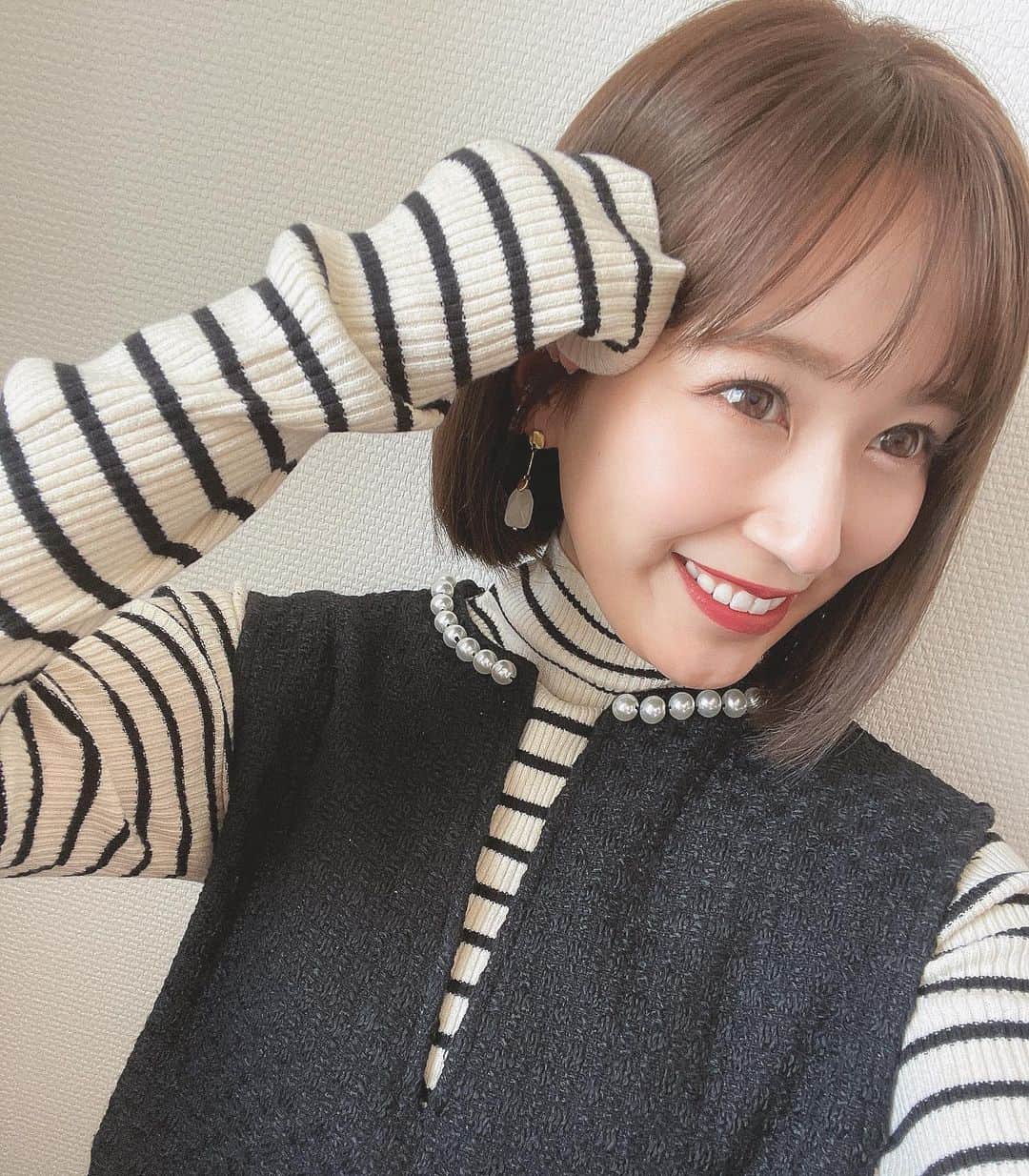 のインスタグラム：「⋆ 切りました💇‍♀️  カットのラインもカラーも さすがすぎる出来栄え👏🤍 @yoshikatsu617   トリートメントもしてもらい 毎日さんらさらで嬉しい🥹🌸 ㅤㅤㅤㅤㅤㅤㅤㅤㅤㅤㅤㅤㅤ  @theburrow.hair  #美容室 #札幌美容室 #カット #ボブ #春 #ヘアカラー #透明カラー  色はいつも要望だけ言いおまかせ🫣」