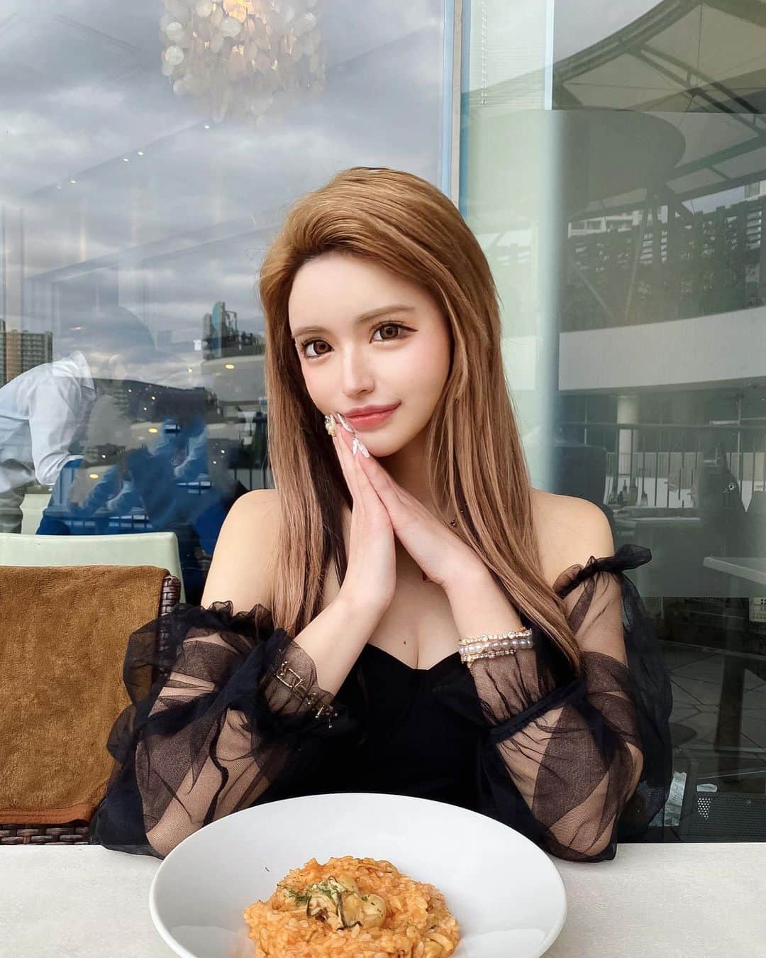 アンジェリカのインスタグラム：「SHEIN3日間コーデ❤️❤️❤️ ━━━━━━━━━━━━━━━ この前爆買いしたから allSHEINでコーデ組んだよ🫶🏼🧬  商品ID  1枚目　: 1240515 ━━━━━━━━━━━━━━━ 2枚目　: 11475013 ━━━━━━━━━━━━━━━ 3枚目 :  11370434  :  8132567 ━━━━━━━━━━━━━━━  ━━━━━━━━━━━━━━━ tiktokに分かりやすくまとめた 動画だすよーん🏅🤭💙💙 ┈┈┈┈┈┈┈┈┈┈┈┈┈┈┈┈┈┈┈┈ クーポンコード 【ange1115】でお得にお買いものできるから使ってね♡ ┈┈┈┈┈┈┈┈┈┈┈┈┈┈┈┈┈┈┈┈ @sheinofficial ❤️  #SHEINforAll #SHEIN #SHEINpartner #ad #今日のコーデ #ootd  ━━━━━━━━━━━━━━━」