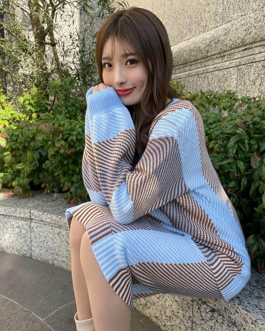 MIYABIのインスタグラム：「見つめてください🥺💙  #cyberjapan  #ミヤビーム  #サイバージャパン」