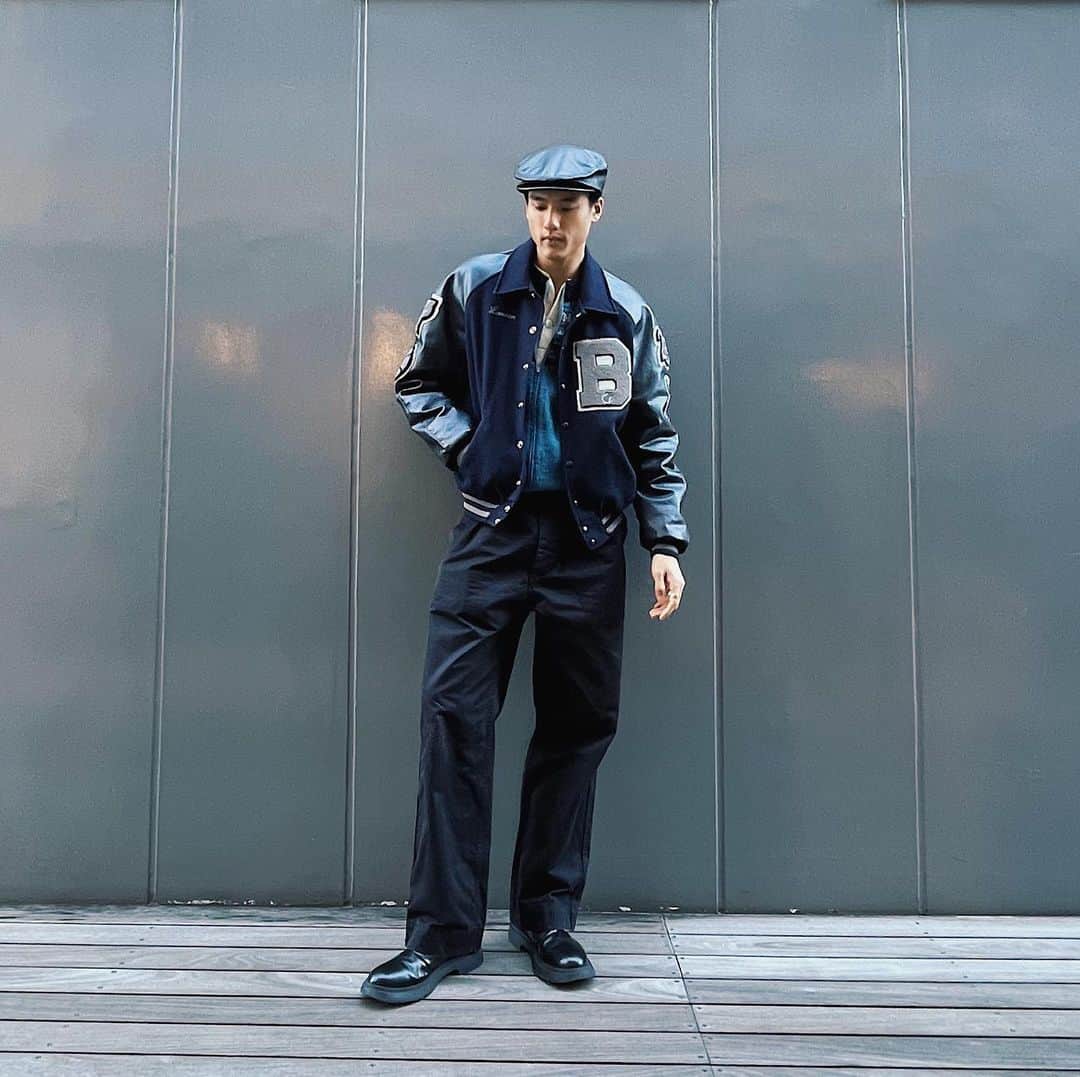 大須賀崇のインスタグラム：「さらば冬🥶 レザーとニットの質感の相性が好き🧶 #ootd #데일리룩 #오오티디 #패션 #옷스타그램 #패션스타그램」
