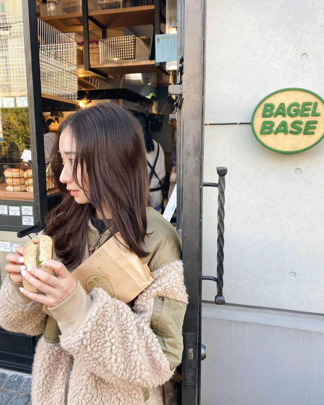 田原可南子のインスタグラム：「嬉しかったり、悲しかったり  楽しいことも、大変なこともあるけど  今週も一日ずつやっていきましょ☺️💕」