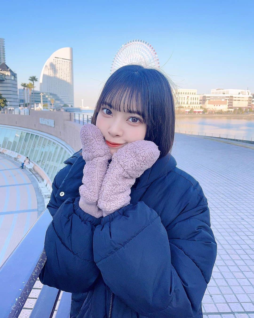 山田寿々のインスタグラム：「. ⁡ ⁡ 明日は僕と君のふたりで☾‪𓂃 𓈒𓏸  ⁡ ⁡ ⁡ #ストガ #アイドル #ボブ #外ハネボブ #みなとみらい #横浜 #デート #デートスポット #ootd」