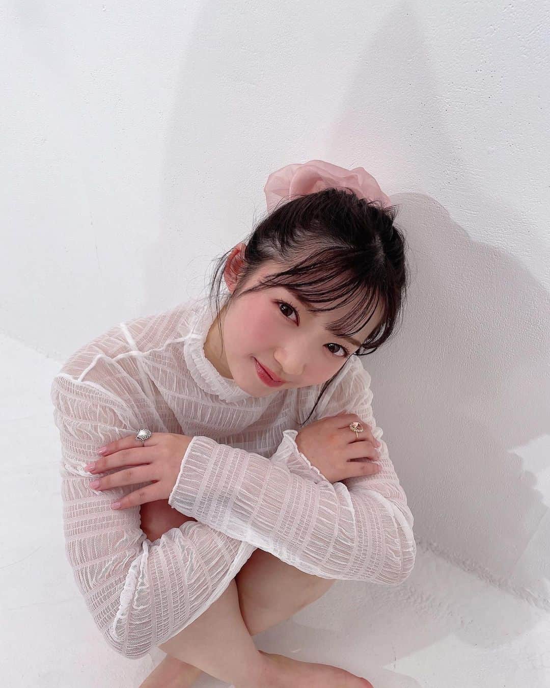 のインスタグラム：「* ‪𓂃 𓈒𓏸𑁍🦩🏳️‍⚧️ ⁡ ＳＣａｗａｉｉ！特別編集　 つばきファクトリースペシャル ⁡ 本日発売‎🤍 ̖́- 本屋さんに行ってみてね⋆꙳ ⁡ ⁡ #𝙩𝙨𝙪𝙗𝙖𝙠𝙞_𝙛𝙖𝙘𝙩𝙤𝙧𝙮 #山岸理子 #𝙨𝙘𝙖𝙬𝙖𝙞𝙞 #みんなかわいいぞぉ」