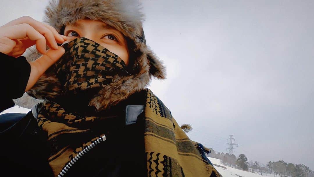 鍵本輝さんのインスタグラム写真 - (鍵本輝Instagram)「男旅スノボvlogは見てくれた？ 寒い中で食べるクレープ絶品😋 インスタでも一応お知らせ。 #鍵本輝の趣味Tube で検索👆 #youtube  #スノボ#最高#また行く」2月27日 22時27分 - lead_akira
