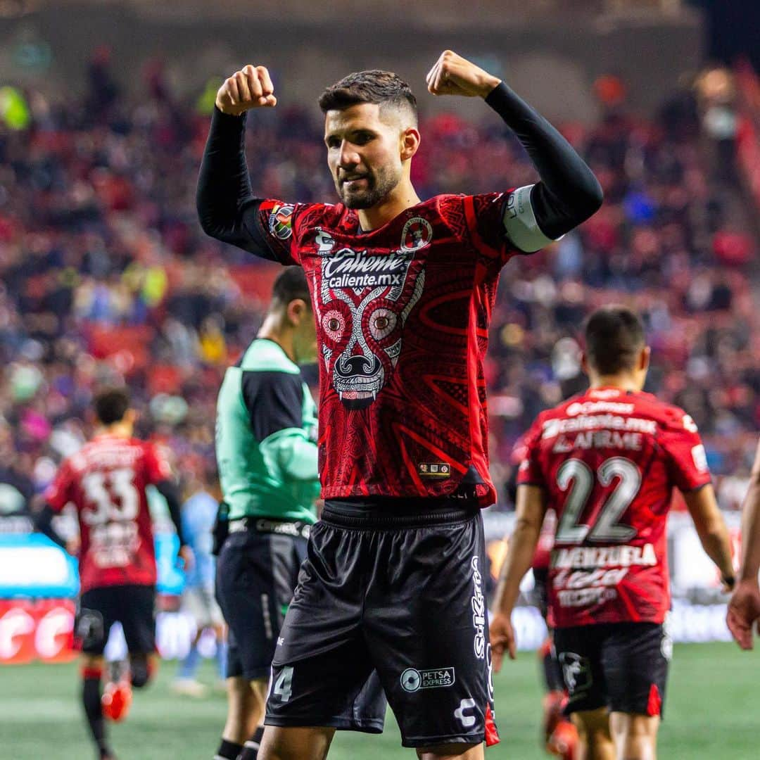 リサンドロ・ロペスさんのインスタグラム写真 - (リサンドロ・ロペスInstagram)「Mas fuerte que nunca! Feliz por el Gol y por la Victoria. Vamos por más @xolos . Gran trabajo de todo el equipo!!!」2月28日 8時45分 - lichalopez2