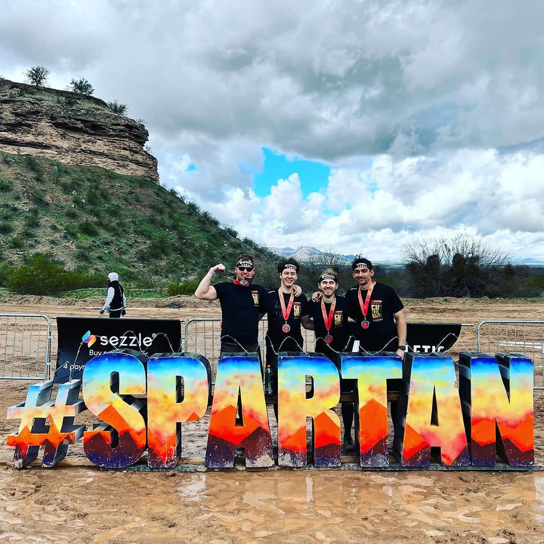 クリス・クニエリムのインスタグラム：「We did it! First @spartanrace in the books. Excited and hungry for more races. This race was just the warmup. What a great weekend with great friends. Who’s coming with next time? Let’s GOOO!!!!#spartan #spartanstrong #spartanrace Kemper GillesNathan RensingRyan Bedard」