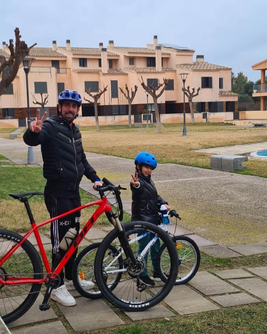 イサーク・クエンカのインスタグラム：「♥️🚲 🚲♥️」