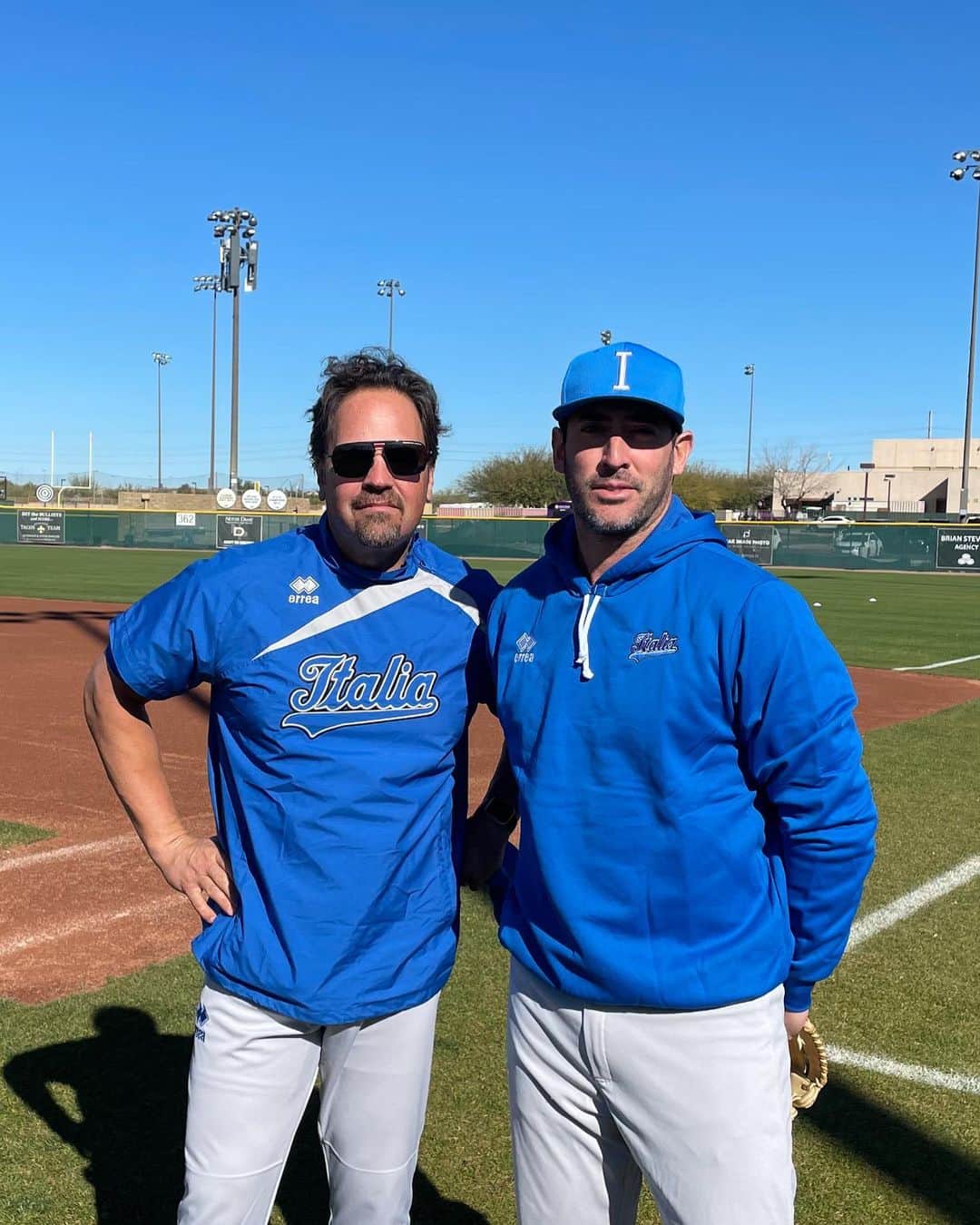 マット・ハービーのインスタグラム：「Couple of old Mets, couple Italians! Let’s go 🇮🇹 🇮🇹 🇮🇹 ⚾️ ⚾️」
