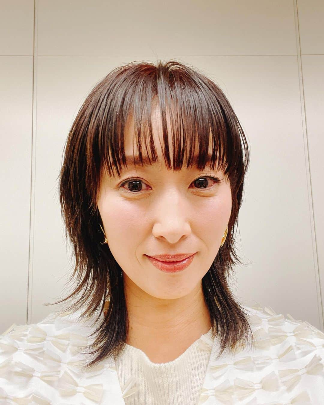 坂下千里子さんのインスタグラム写真 - (坂下千里子Instagram)「2月23日からYouTubeにて、 「nontitle  season2 」が毎週木曜日に更新されます。 . . 起業に向けて頑張る若者達のリアリティ番組です！ . 是非ご覧下さい♪ . #nontitle  season2#起業 #起業家」2月28日 18時01分 - chiriko_sakashita_official