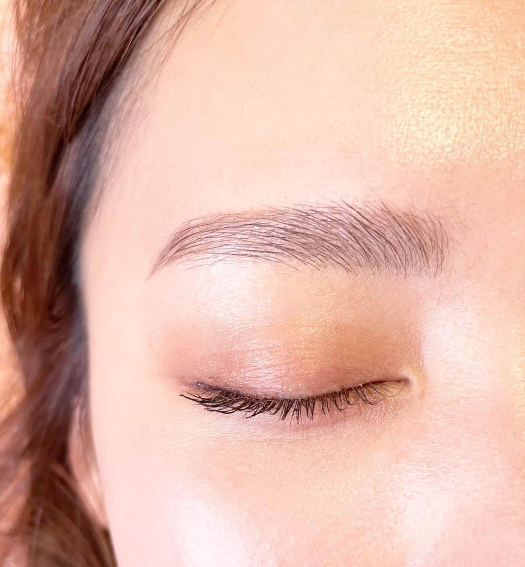 宮内ひかるのインスタグラム：「@beautysalon.lia  @lia___eyelash 🎀  ビューティーサロンリアで 睫毛パーマと パリジェンヌブロウリフト🌸  1, 2枚目After 3枚目は眉毛はBefore 📸  #パリジェンヌアイブロウリフト #睫毛パーマ　#カスマラパック　#名古屋サロン　#栄サロン　#伏見サロン　#ビューティーサロンリア　#名古屋エステ　#栄エステ　#伏見エステ」