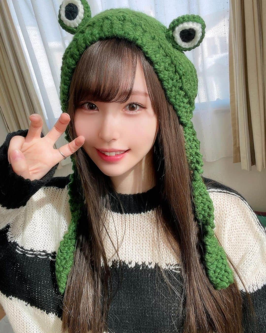 脳てのインスタグラム：「🐸   #蛙化現象  #ってあるけど  #理解できない」